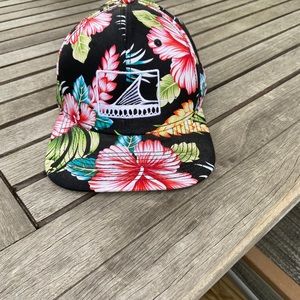 Sea Level hat “Aloha Roller”